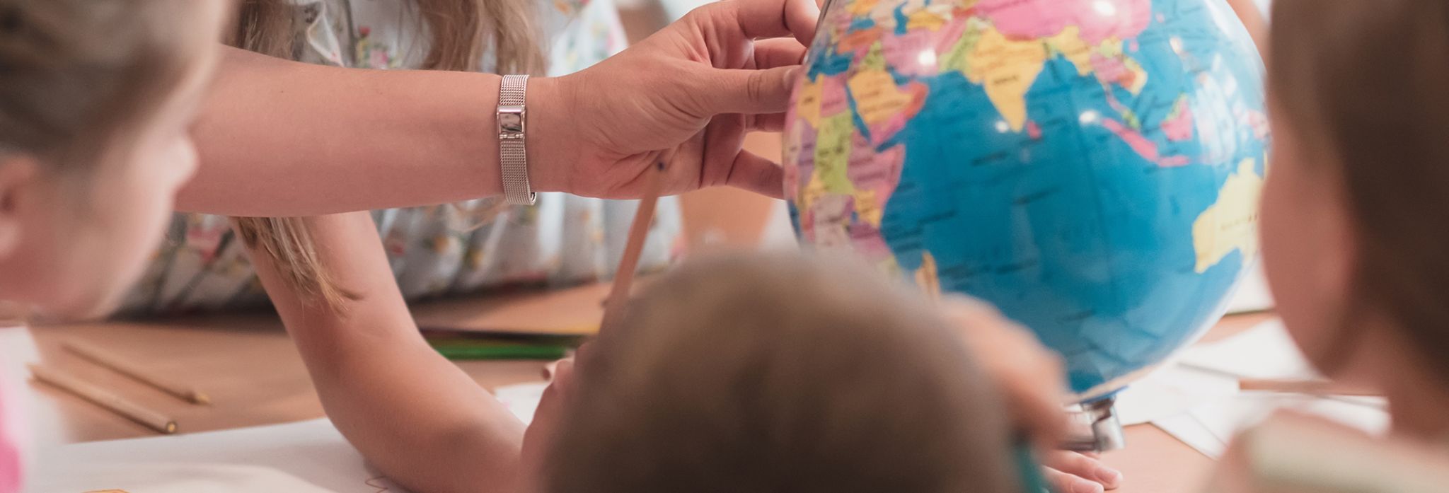 Gegrophy lessons in a classroom